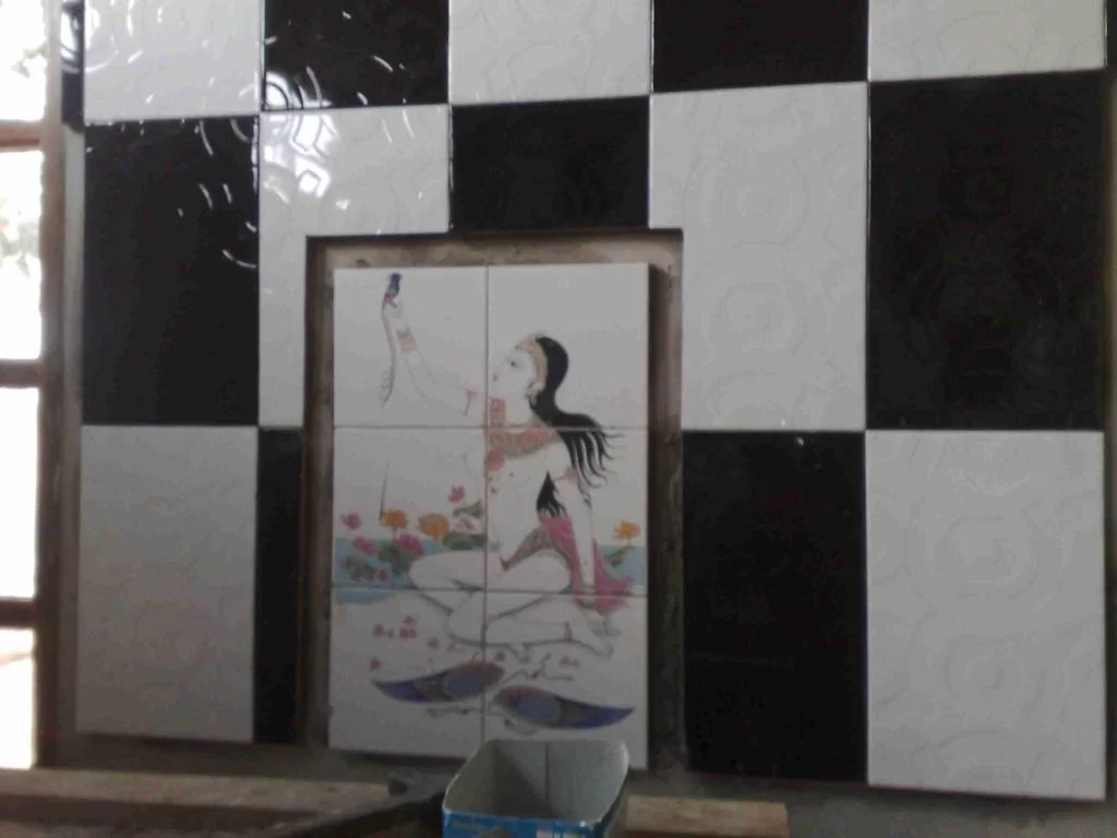 01012008060.webp