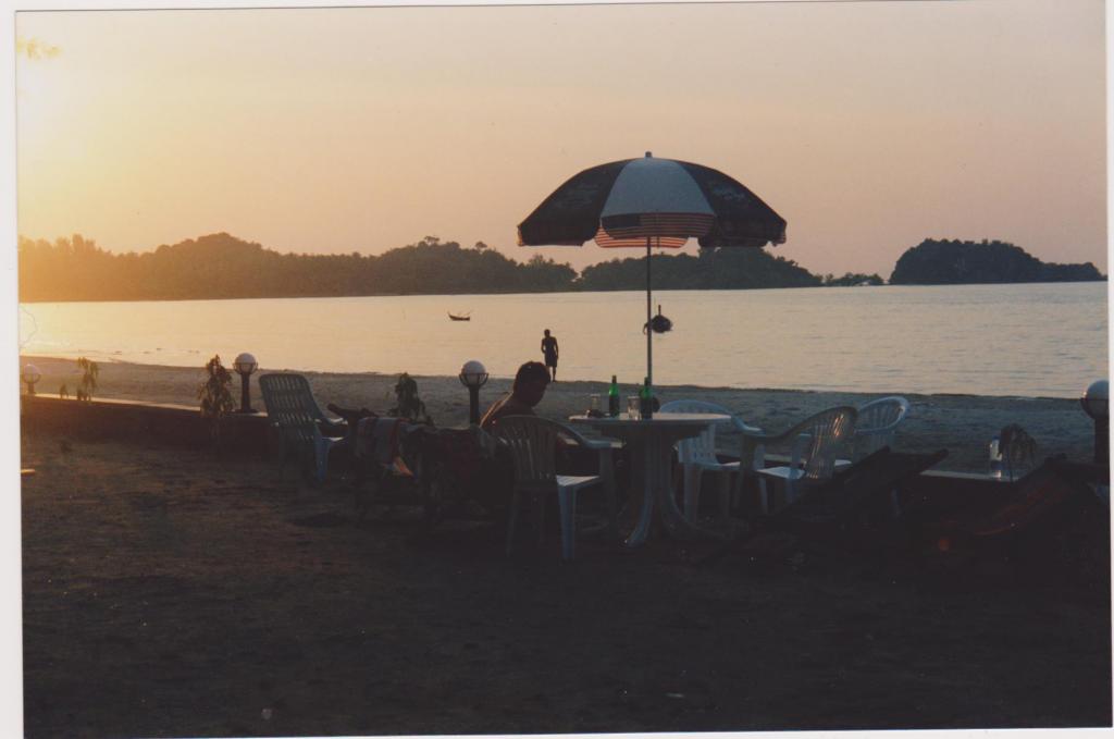 030.jpg