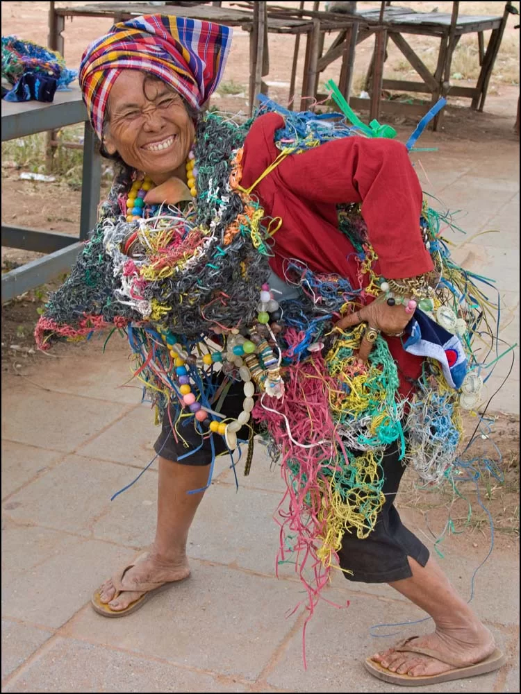 09-0818 Baglady NBL.webp