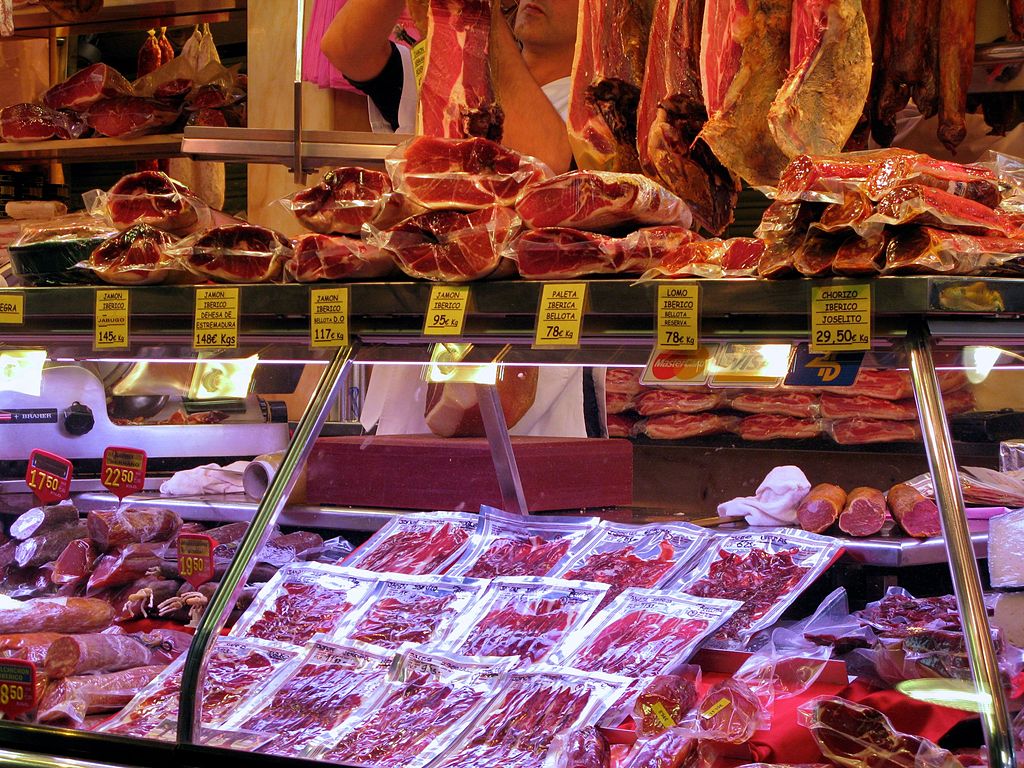 1024px-Barcelona_Mercat_Boqueria_9_(8271967087).jpg