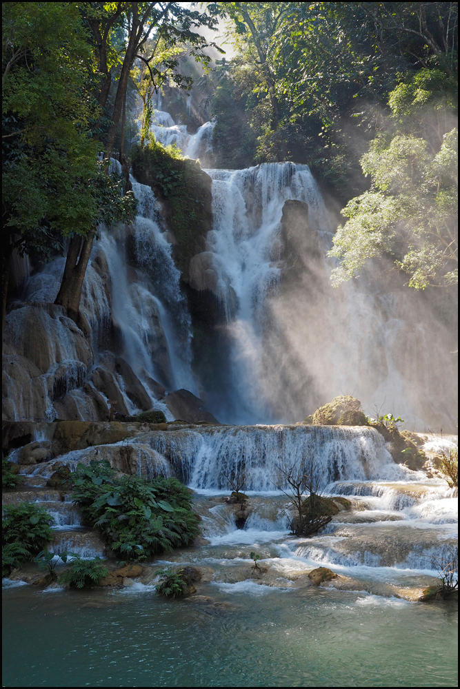 15-1937 Kuang Si waterfall LPB.jpg