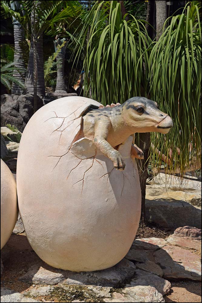 17-1436 Dinosaurieägg CBU.jpg