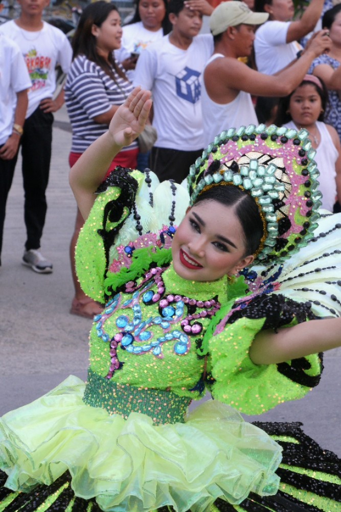 24-1320 Dansare, Kabkaban fiesta CEB.JPG