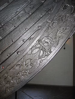250px-Osebergskipet-Detail.webp
