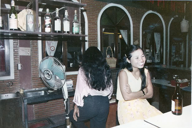 43. VikibgBar_2_1980.jpg