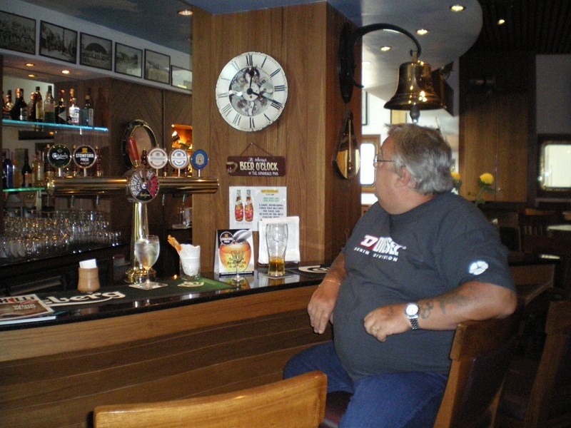 Admiral pub (2).JPG