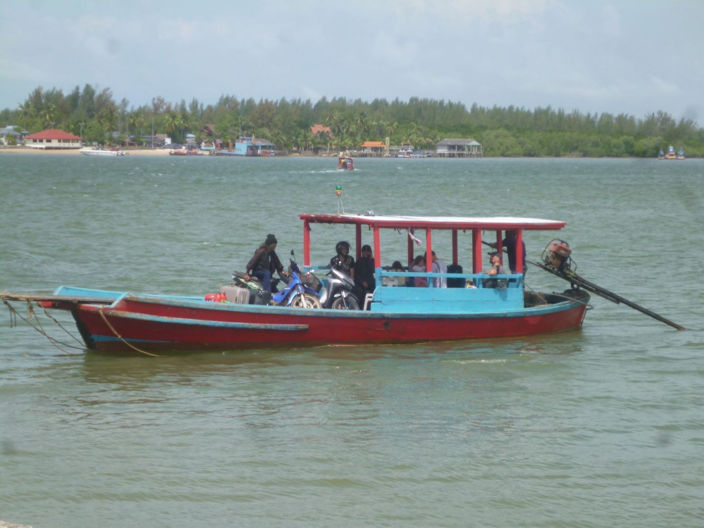 baan nam kaem.jpg