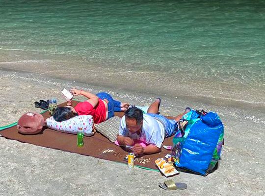Bangsaen beach 1256y.jpg