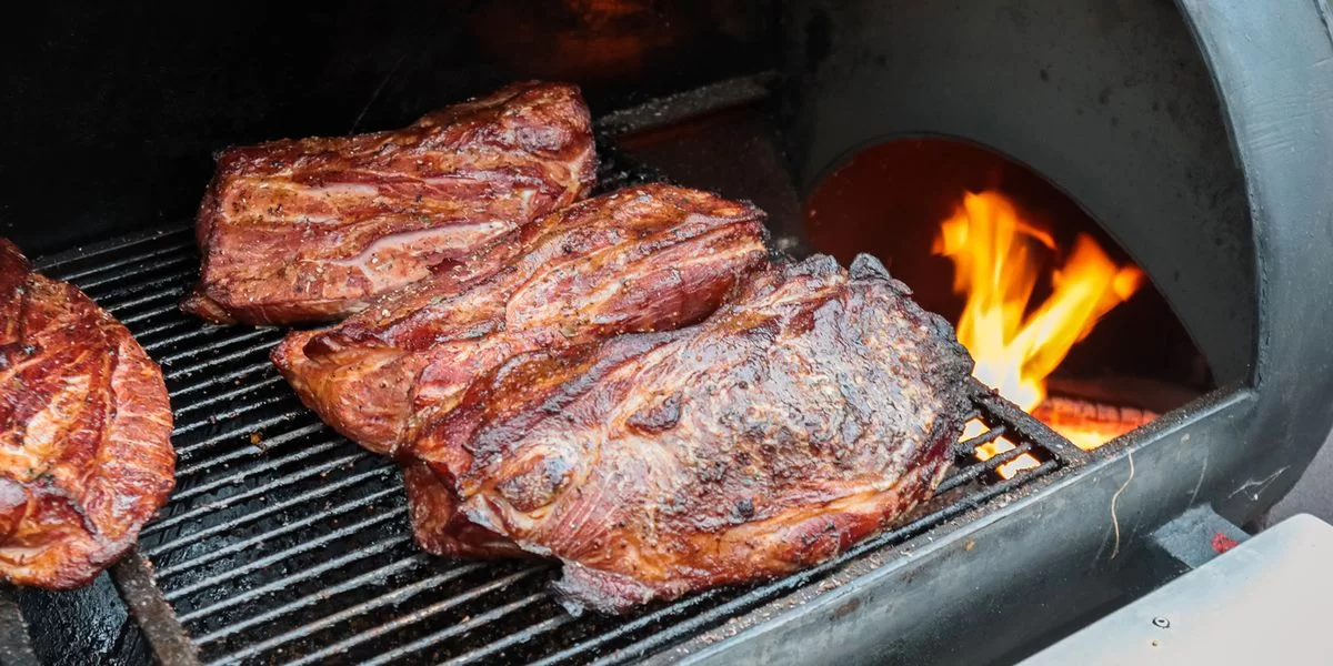 best-smoker-grills-2019-1556721878.webp