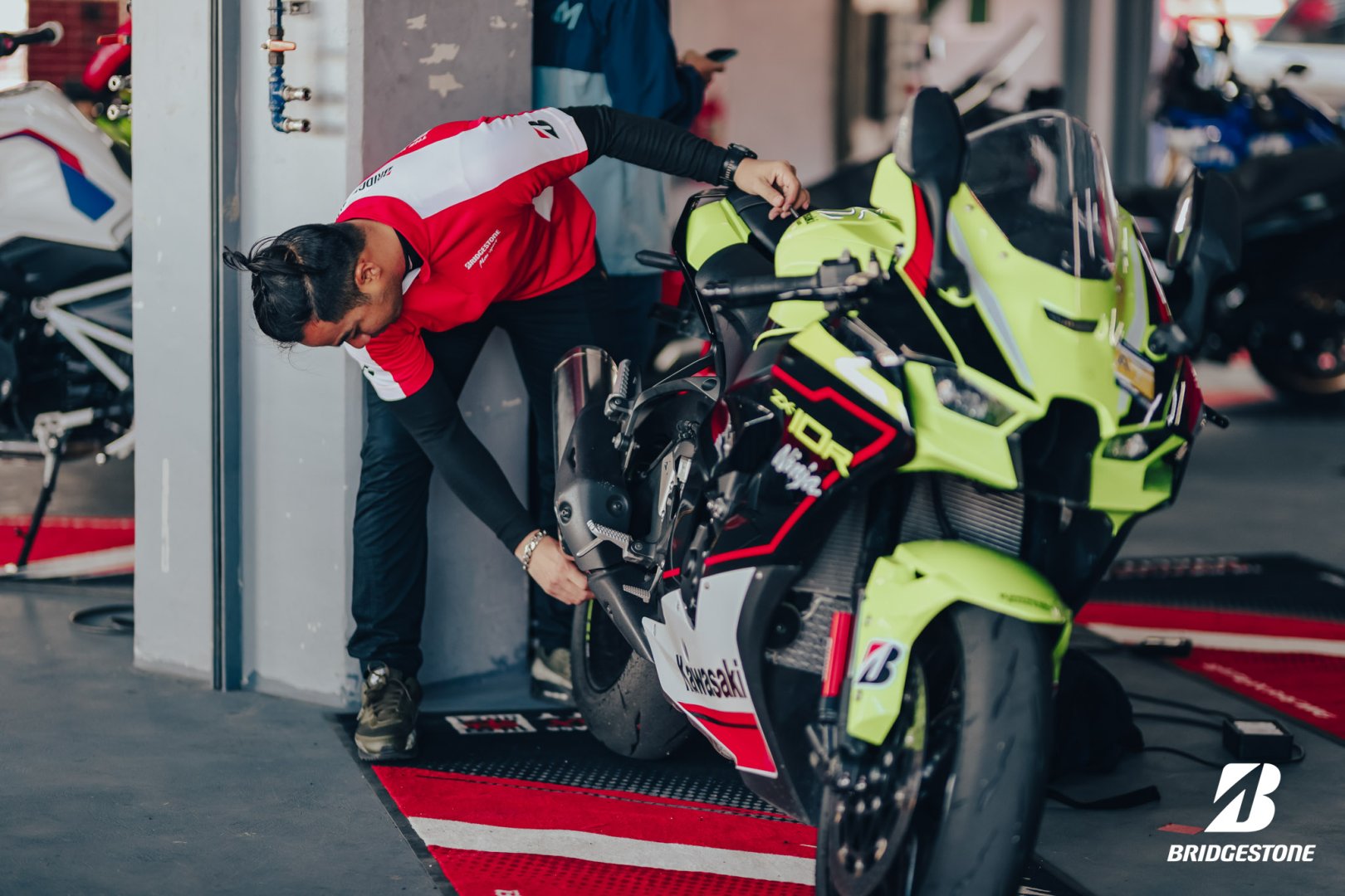 Bridgestone Battlax Trackday-3854.jpg