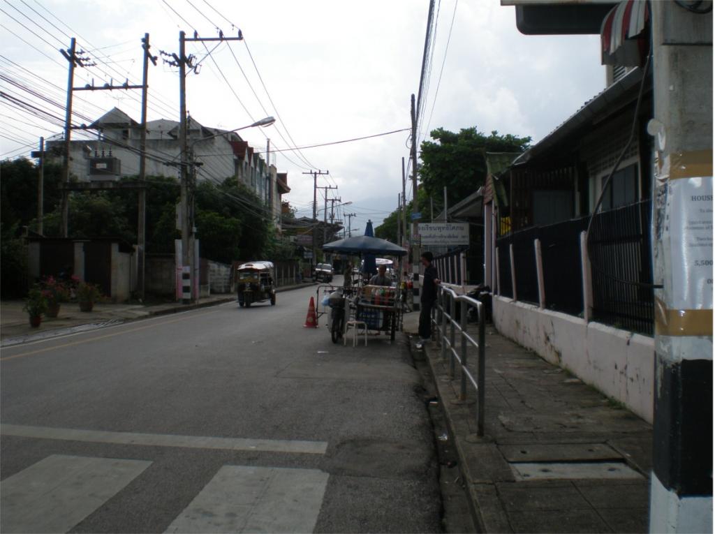 chiang mai 2011 039.jpg