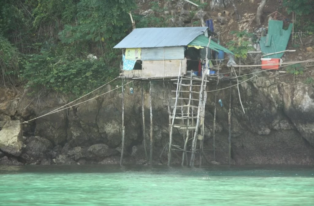 cliff_Krabi.webp