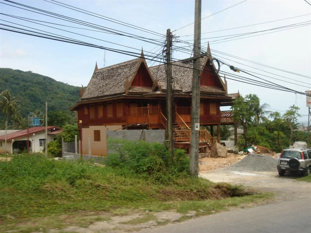 DSC05593 (Custom).webp