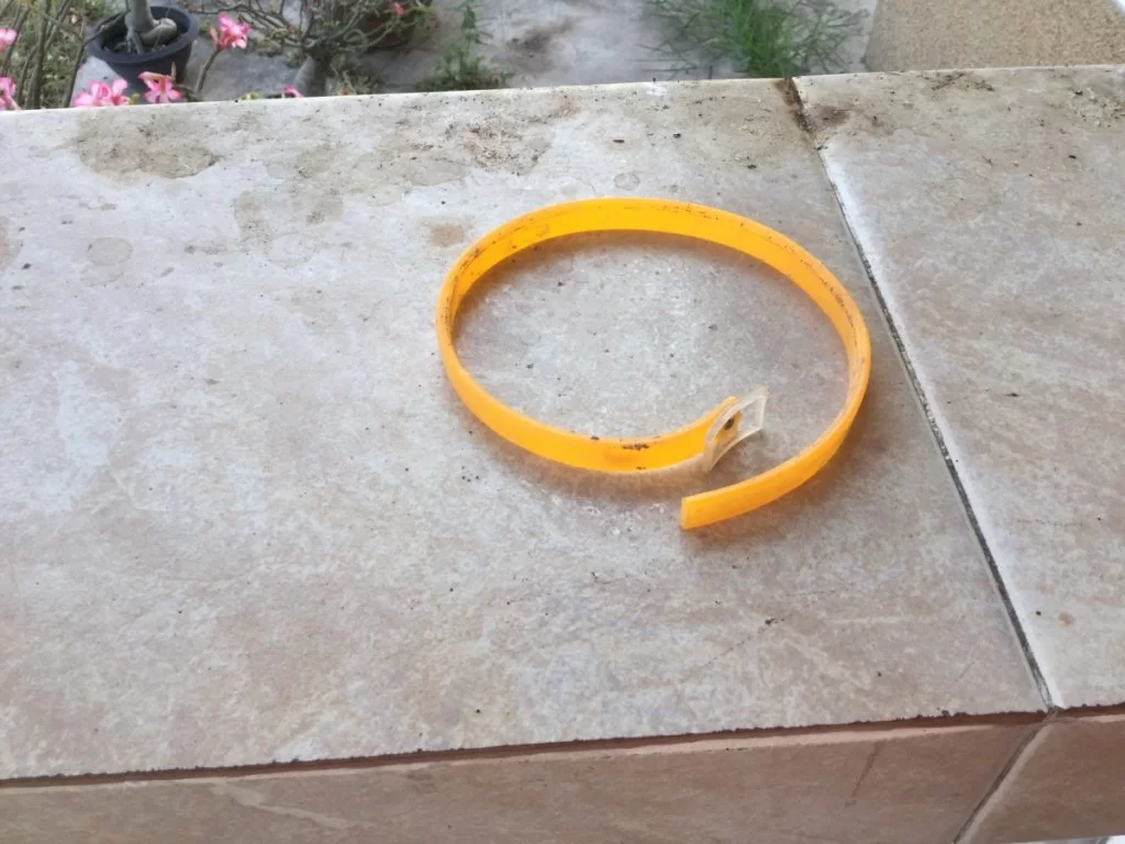 Halsband Tono +Rambo.webp