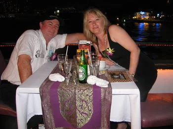 having-dinner-photo_7674538-350tall.webp