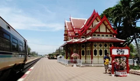 HuaHinRailwayStation-1.webp