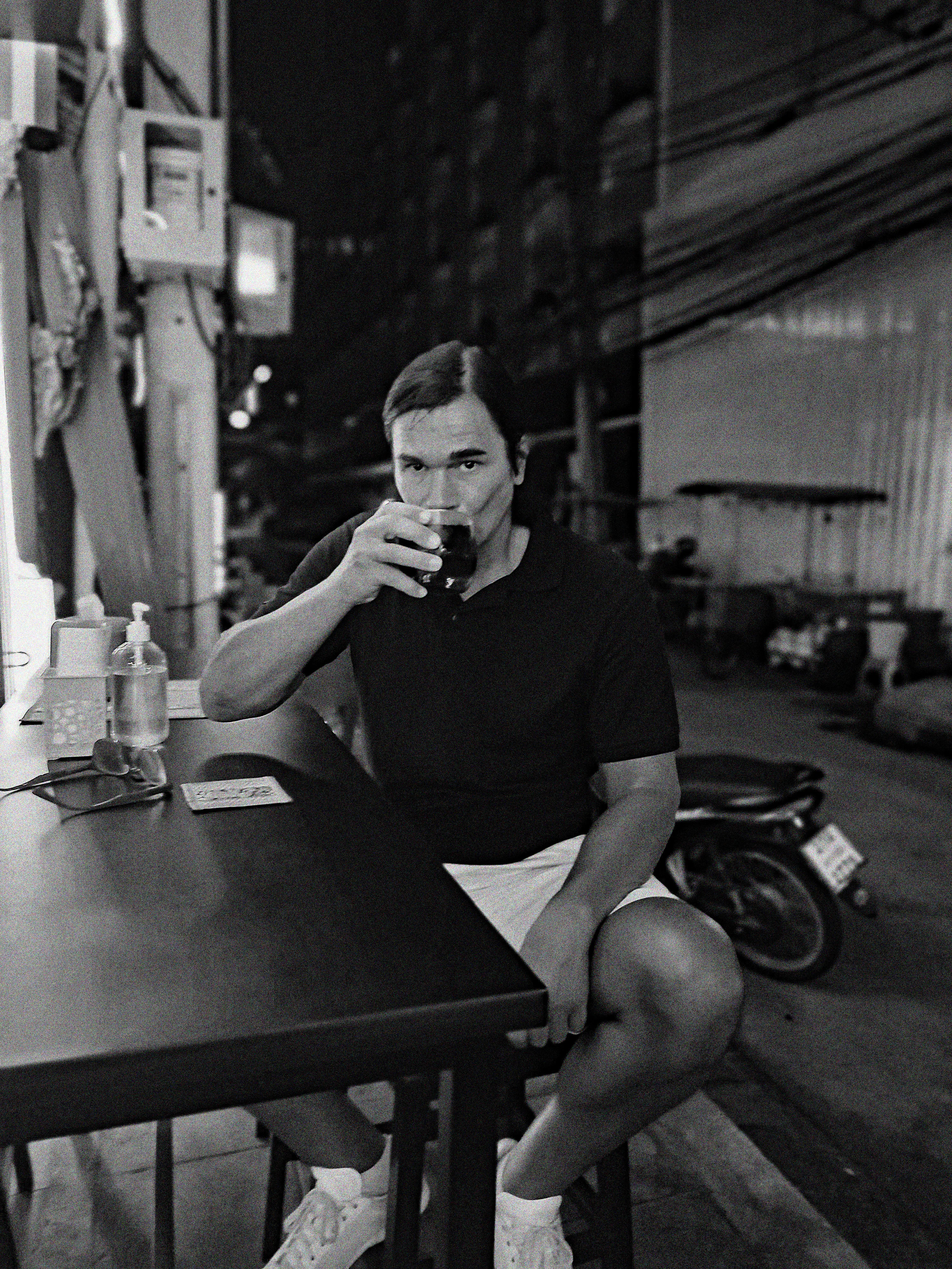 IMG_20220301_225544 copy bw ahr grain.webp