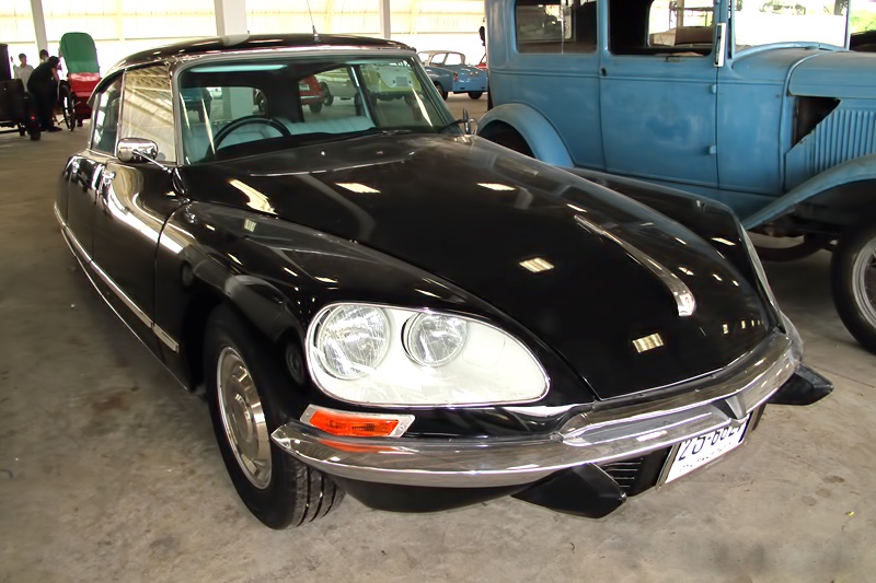 jesada-car-museum-9.jpg