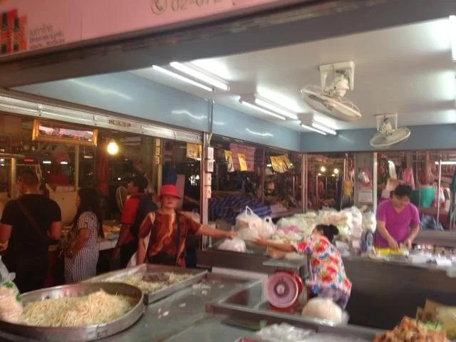 khlong-toey-market-7.webp