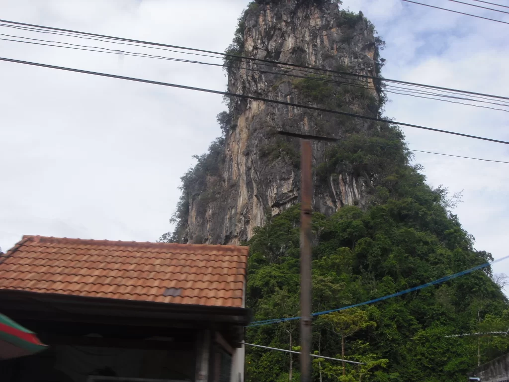 l 020.webp