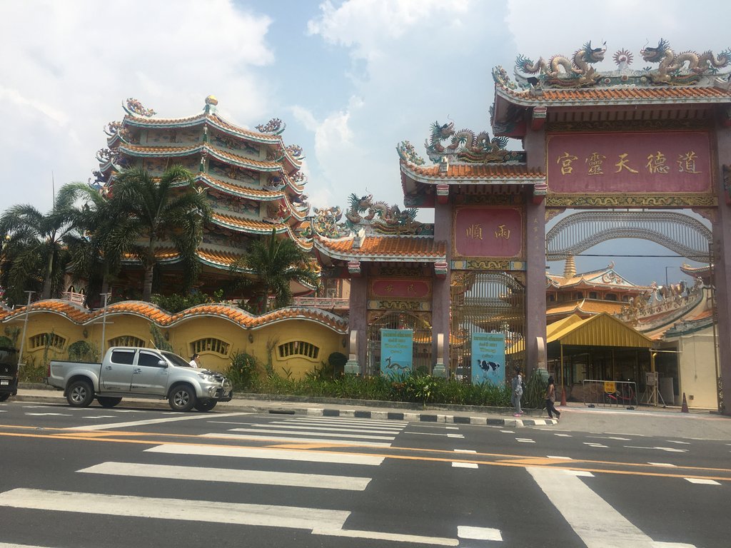 large-chinese-temple.jpg