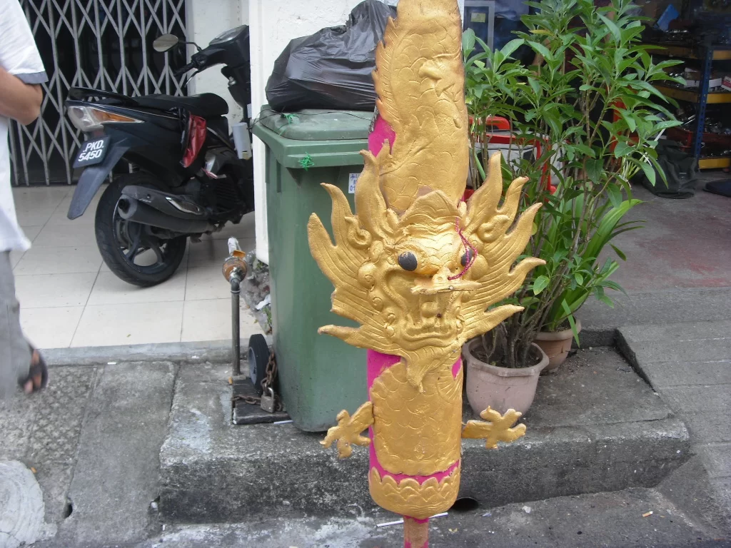 m 028.webp
