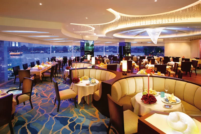 Mandarin_Oriental_Bangkok_Lord_Jims.webp