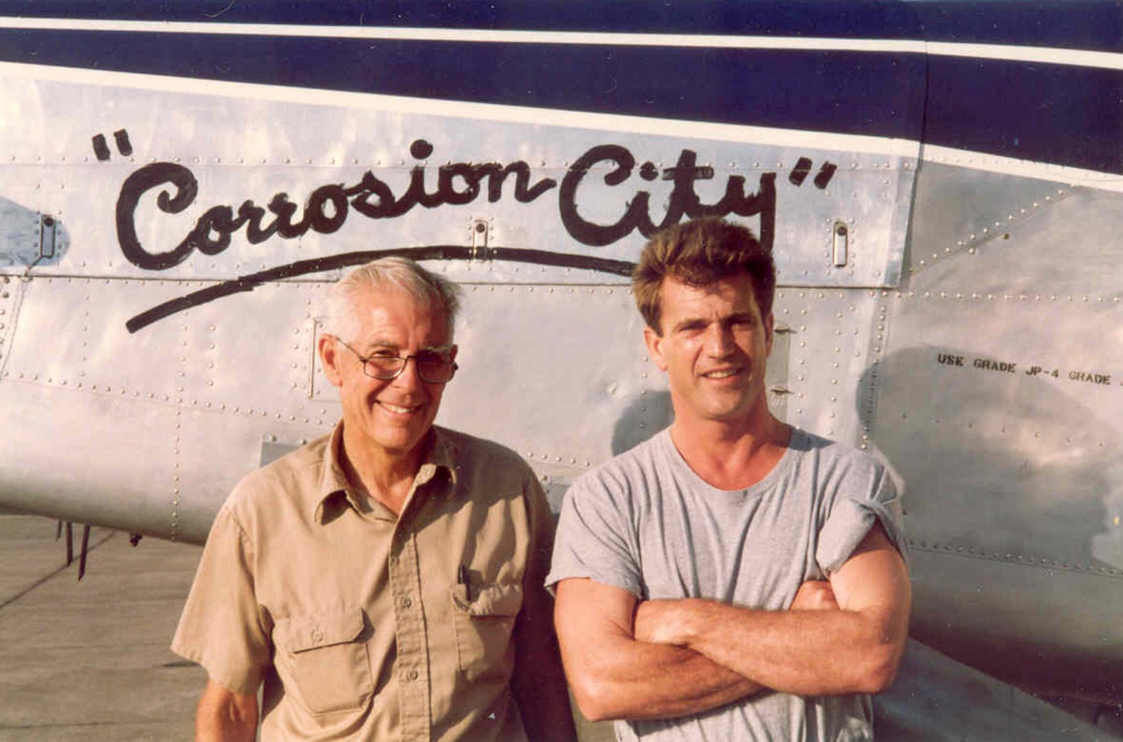 melgibson_airamericafilm_maehonsong1990.jpg