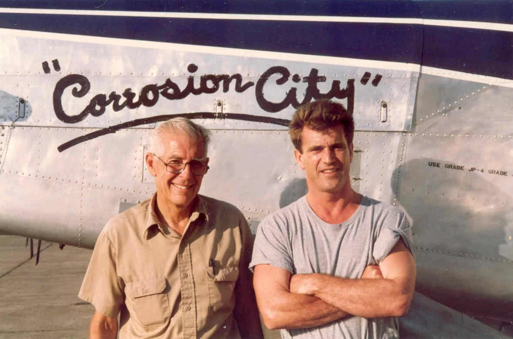 melgibson_airamericafilm_maehonsong1990.webp