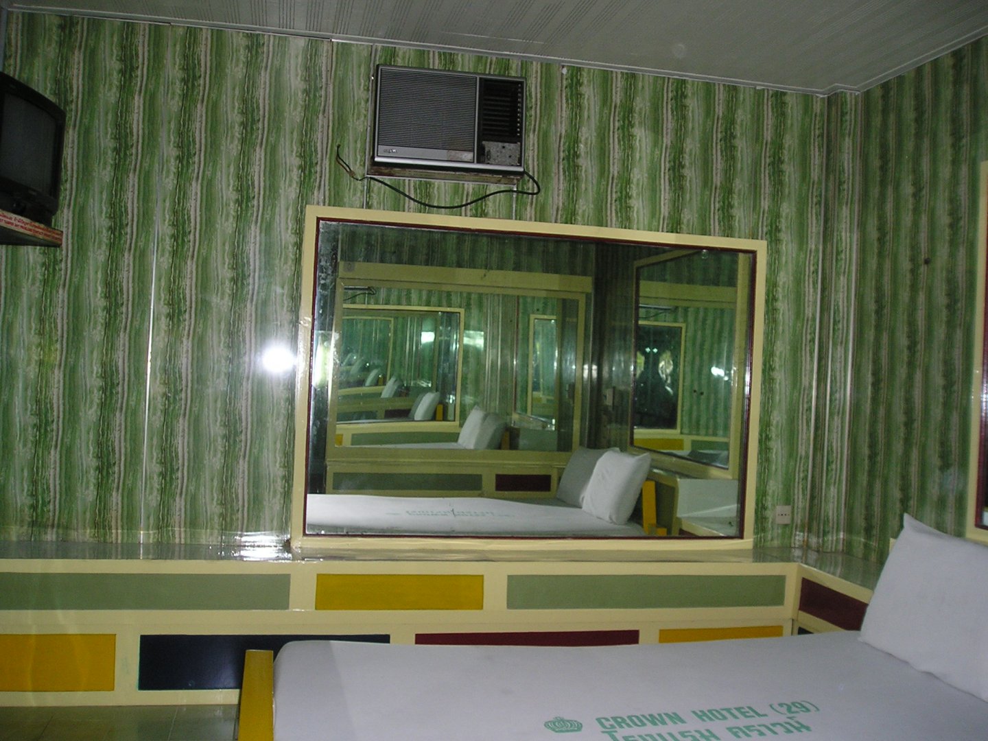 Mina Foton 2500.jpg