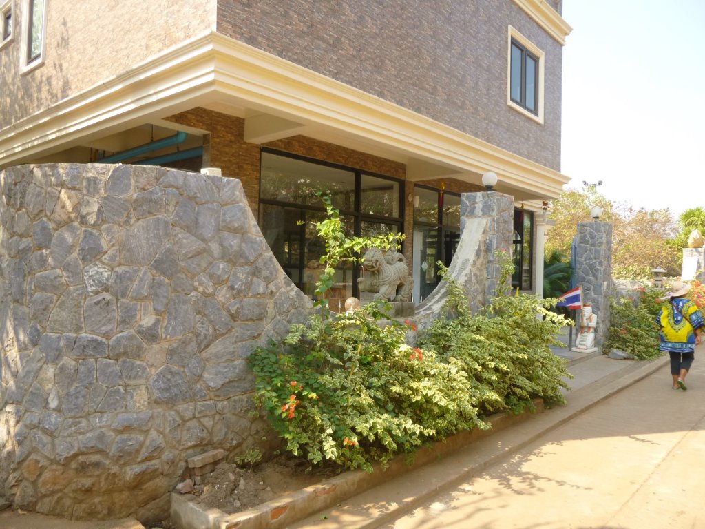 P1050617.jpg