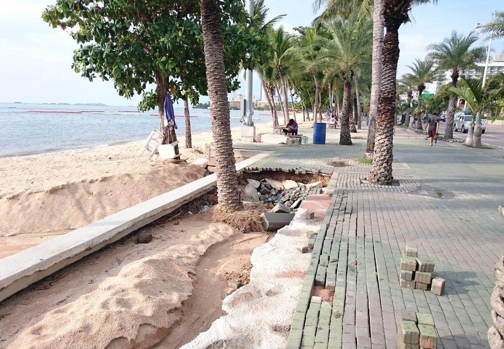pattaya-beach-3.jpg