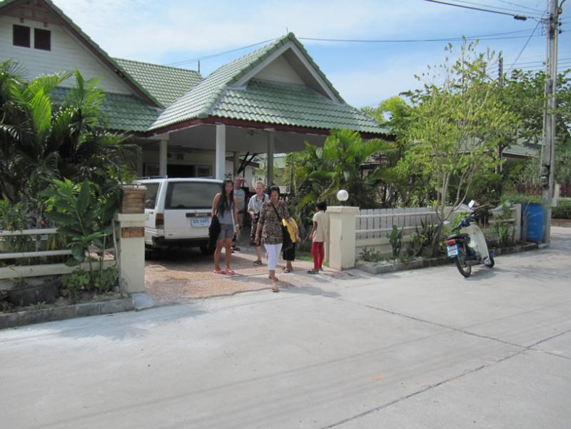rayong garden hil.jpg