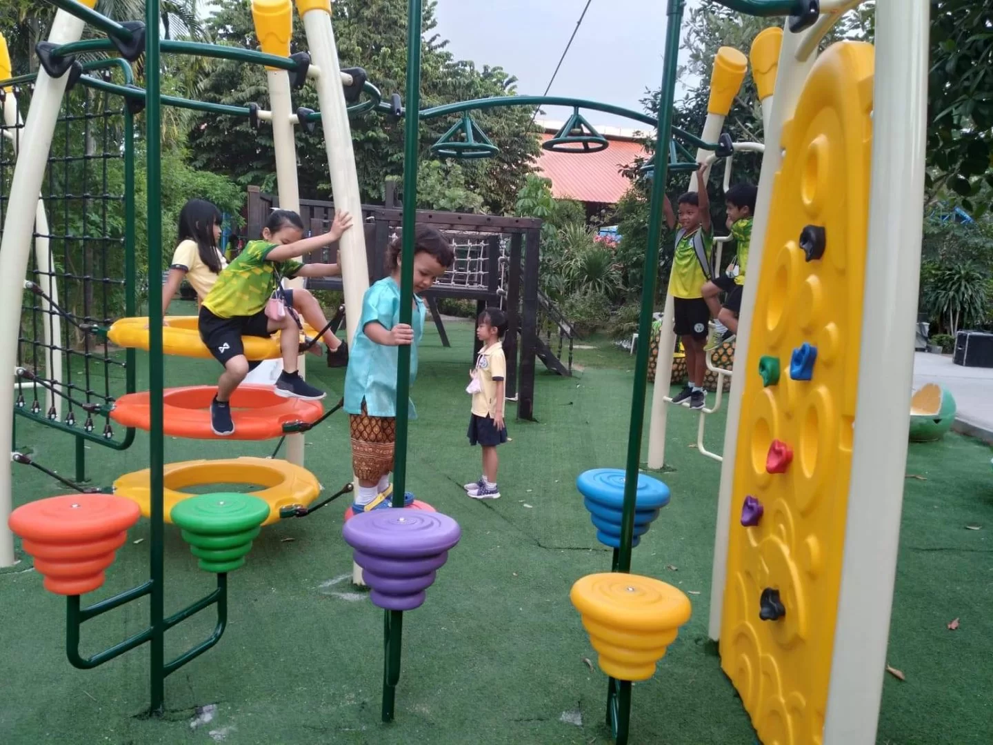 received_1120074575093672.webp