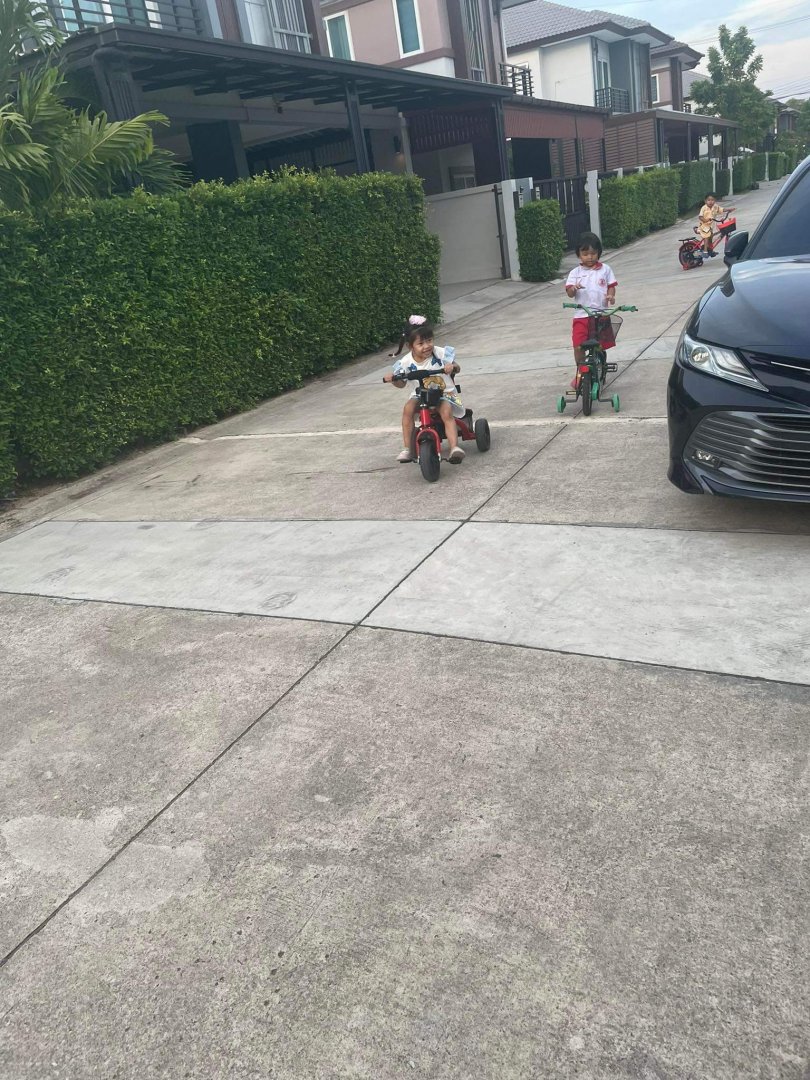 received_435019557963852.jpeg