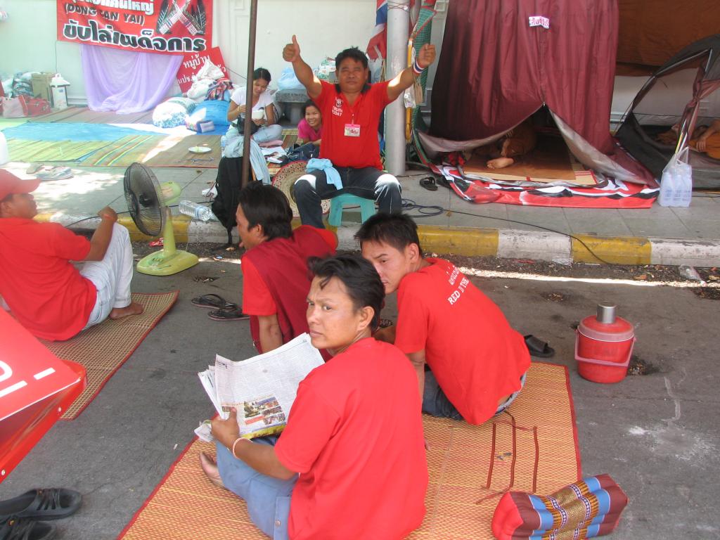 Redshirt 019.jpg