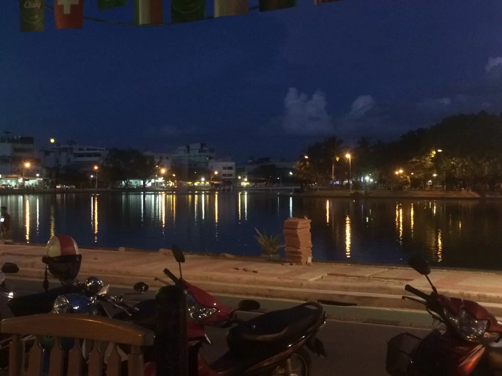 Riviera natt.webp
