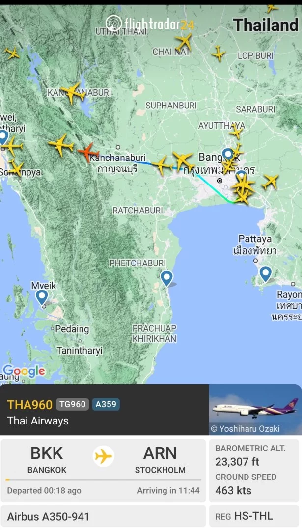 Screenshot_2023-11-04-19-07-40-574_com.flightradar24free-edit.webp