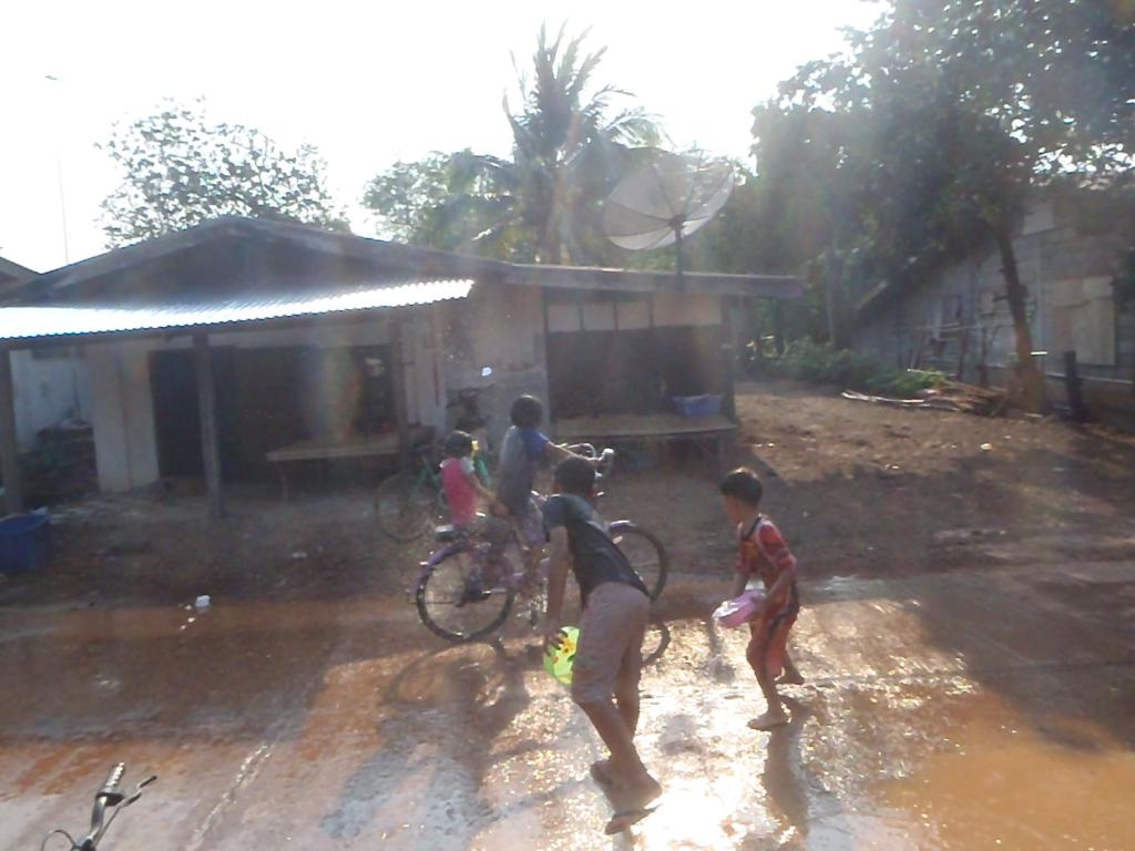 Songkran6.jpg