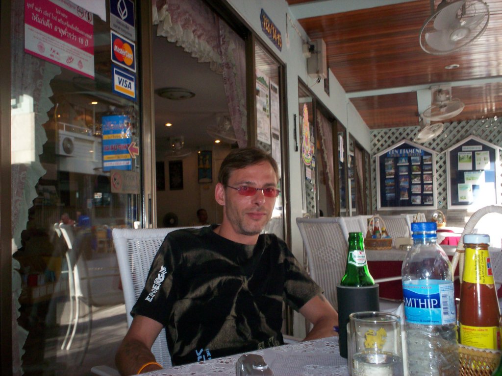 thai dec 06 071.jpg
