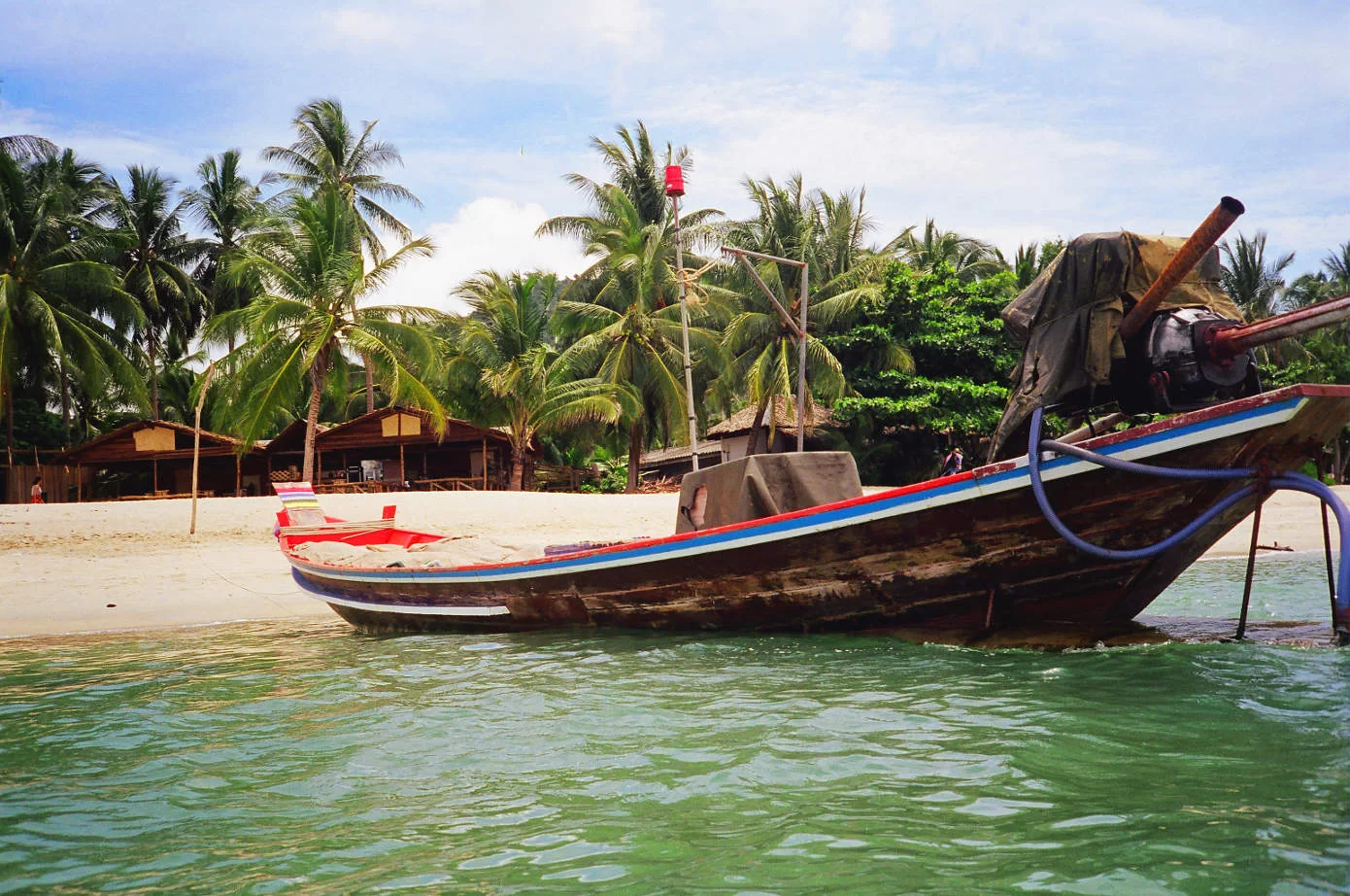 thai-fishing-boat-1992.webp