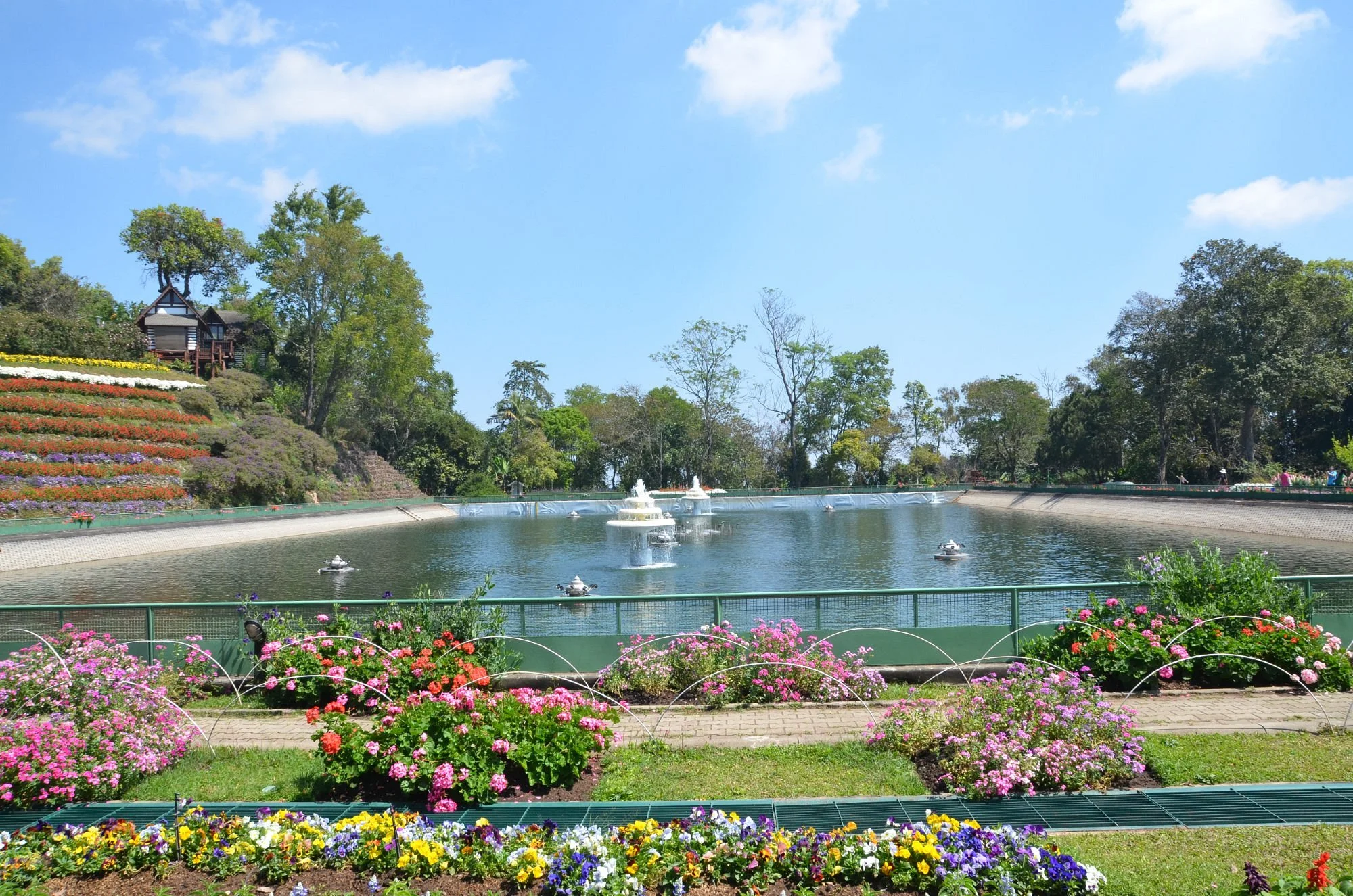 the-fountains-were-off.webp