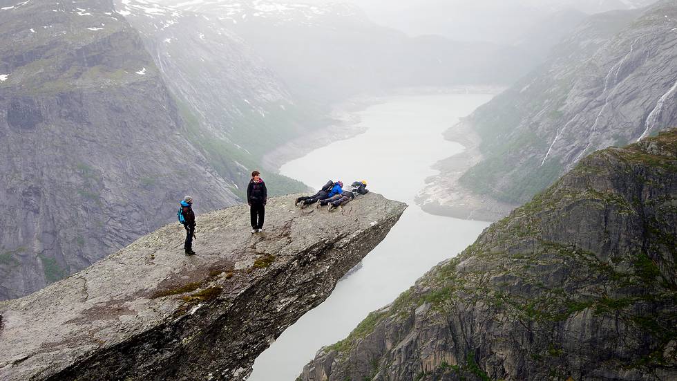 trolltunga036.jpg