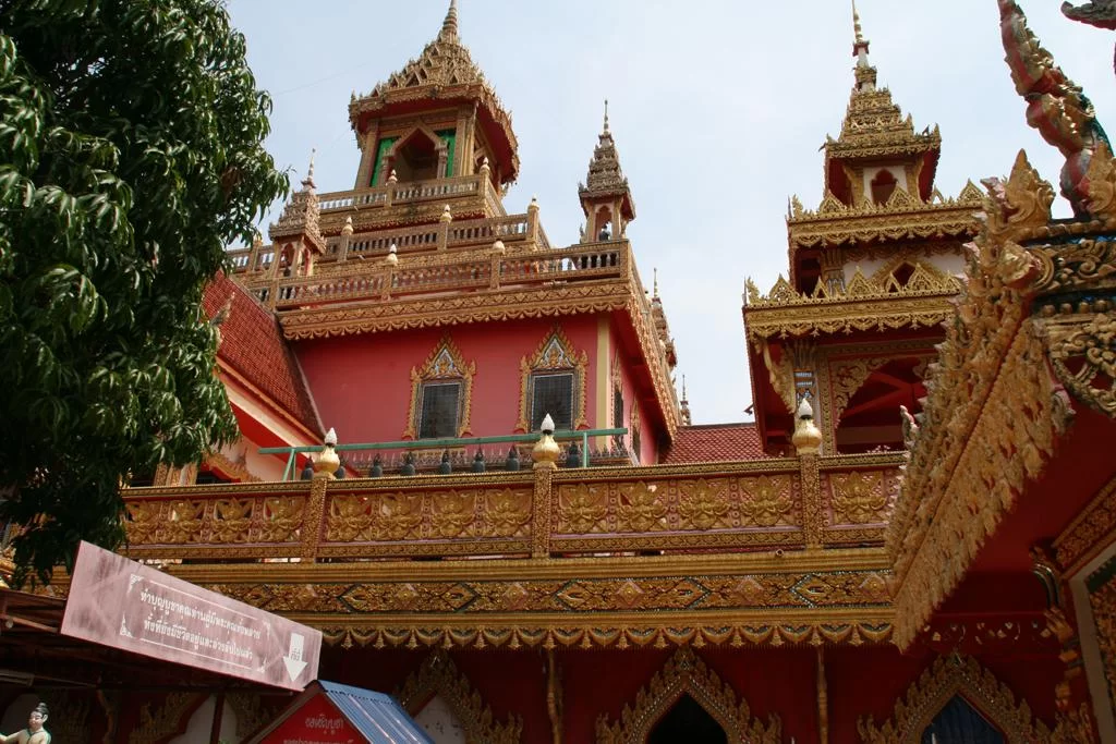 Wat Phrathat Ruang Rong_3.webp
