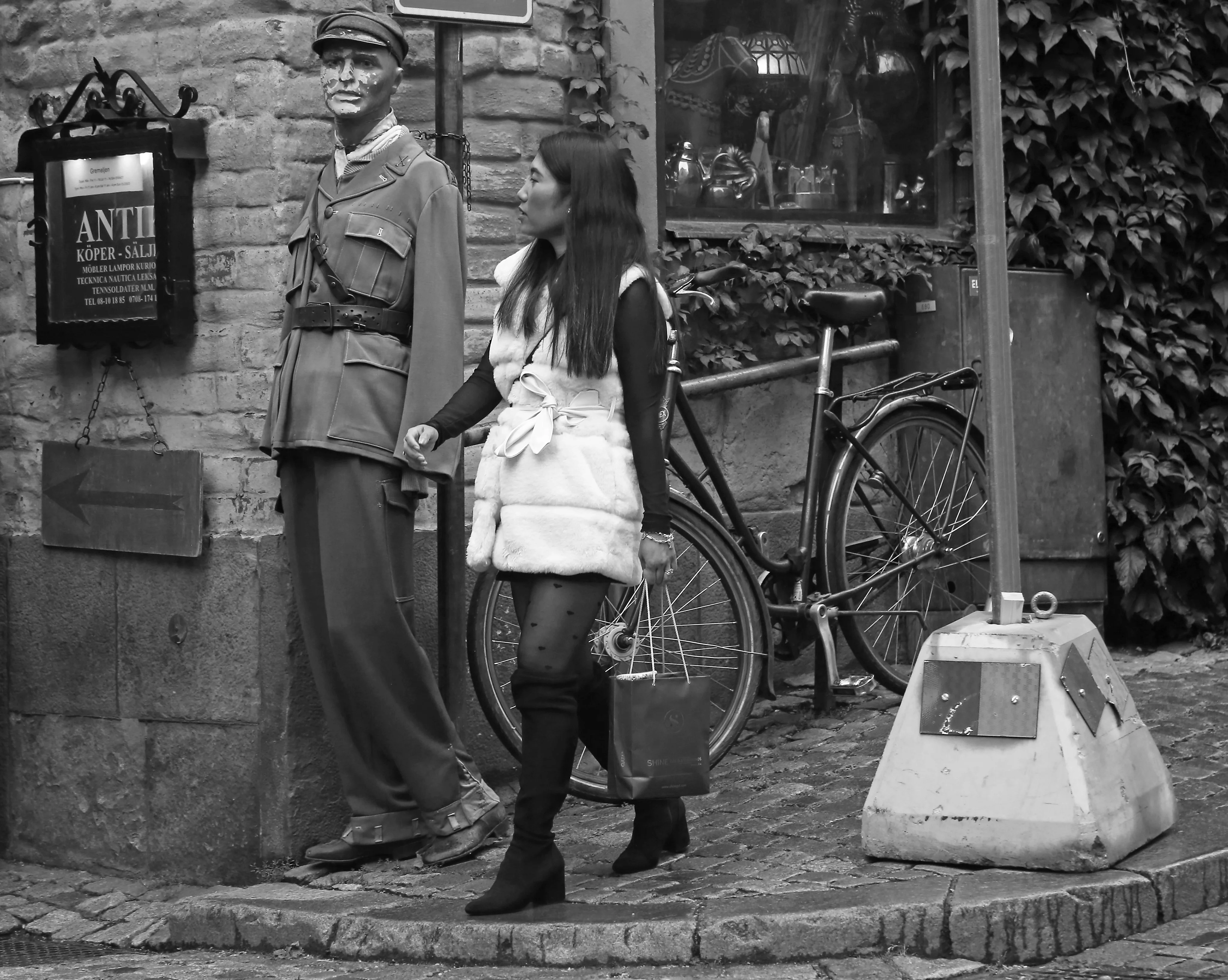 Z18C9154 copy bw.webp